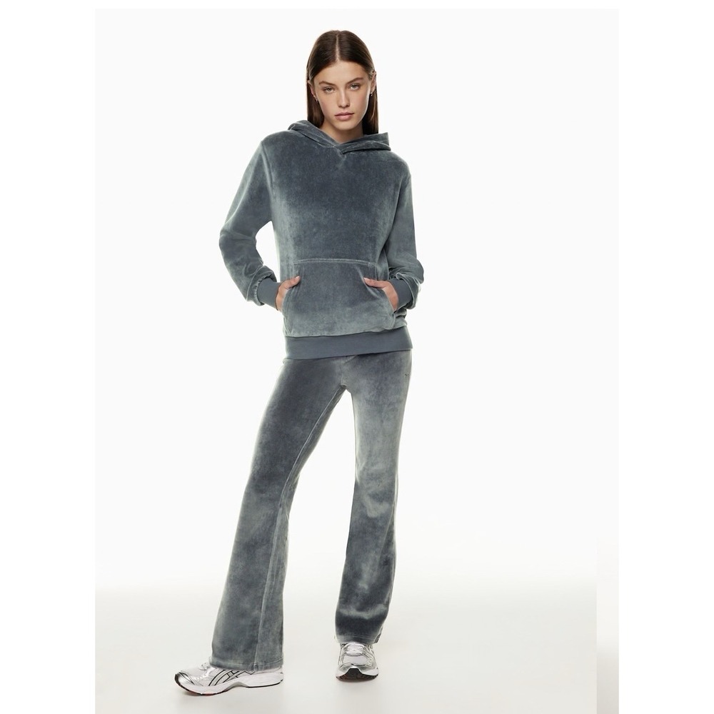 Aritzia TNA Velour Plush Gray Kanga Pocket soft pullover hoodie Sweatshirt Sz XS